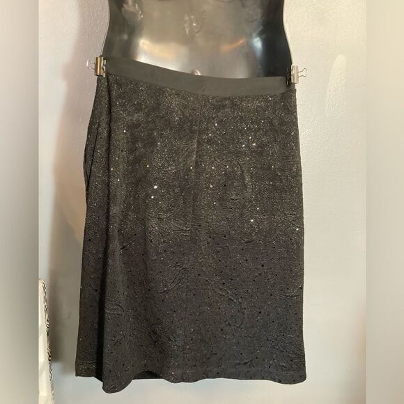 Jones Studio black sequins skirt - Picture 3 of 5